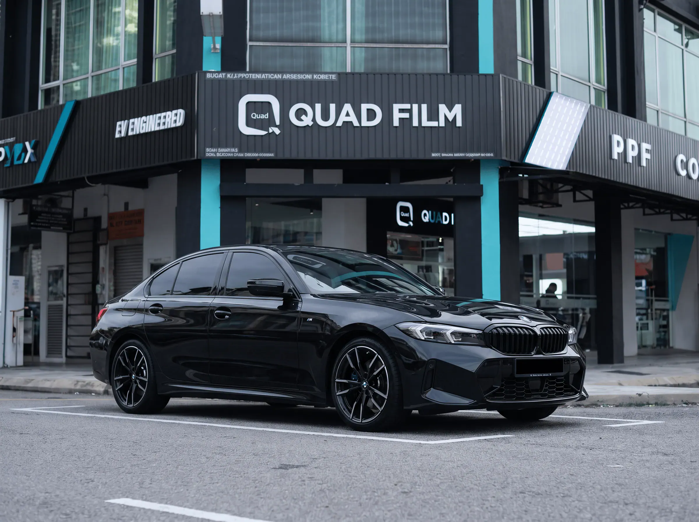 BMW 3 Series selepas pemasangan tinted QUAD Film