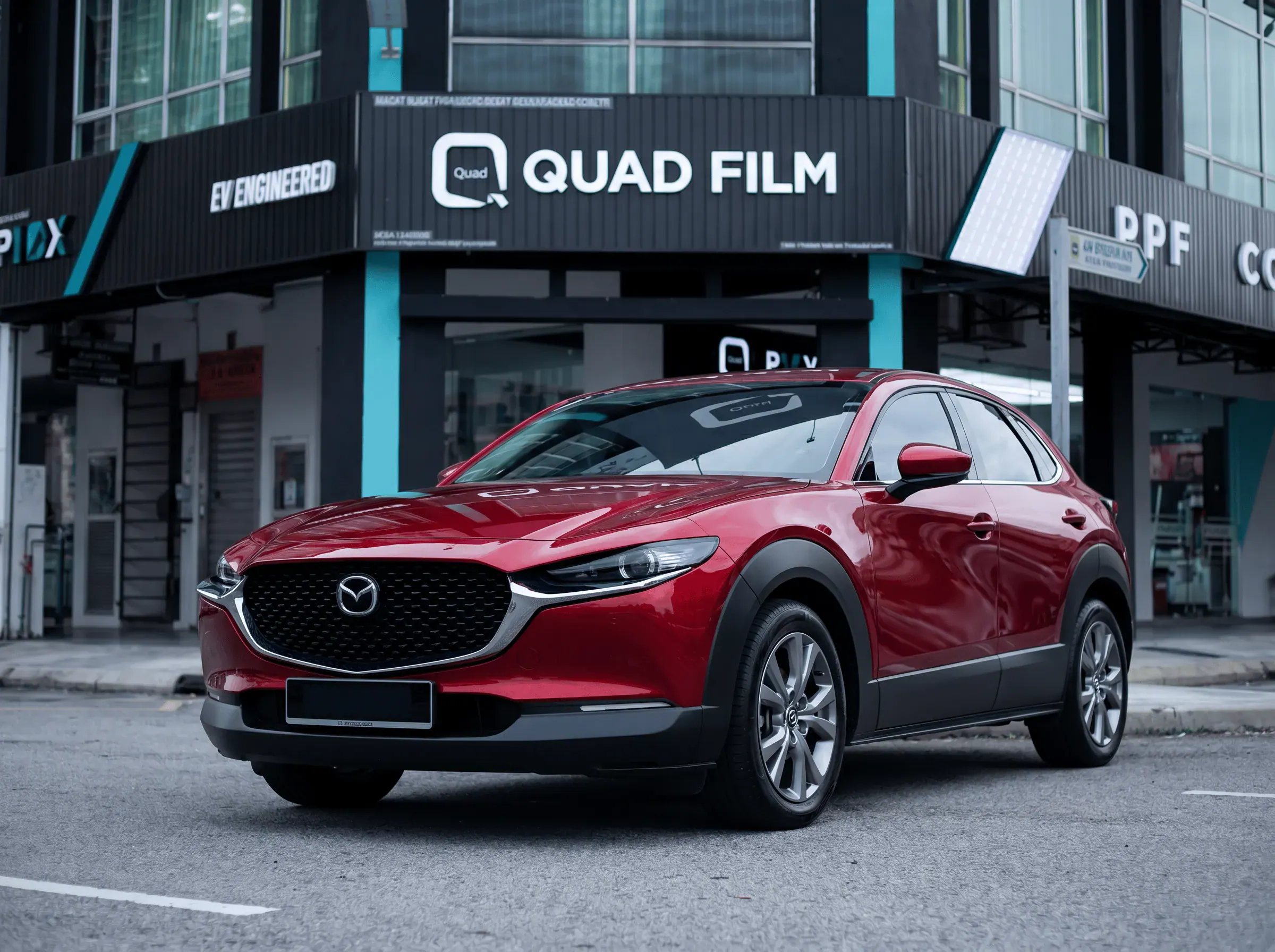Mazda CX-30 selepas pemasangan tinted QUAD Film