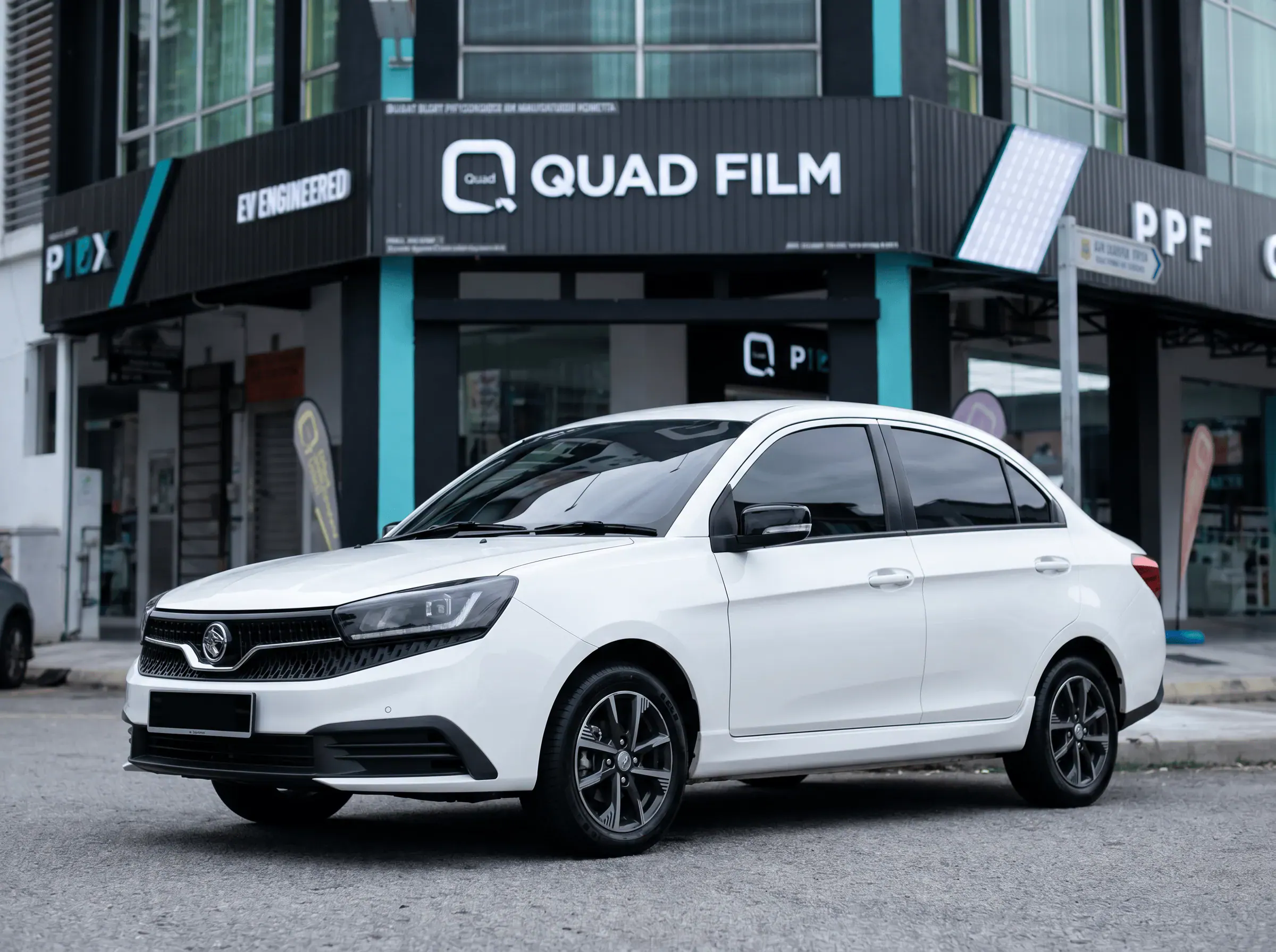 Proton Saga selepas pemasangan tinted QUAD Film