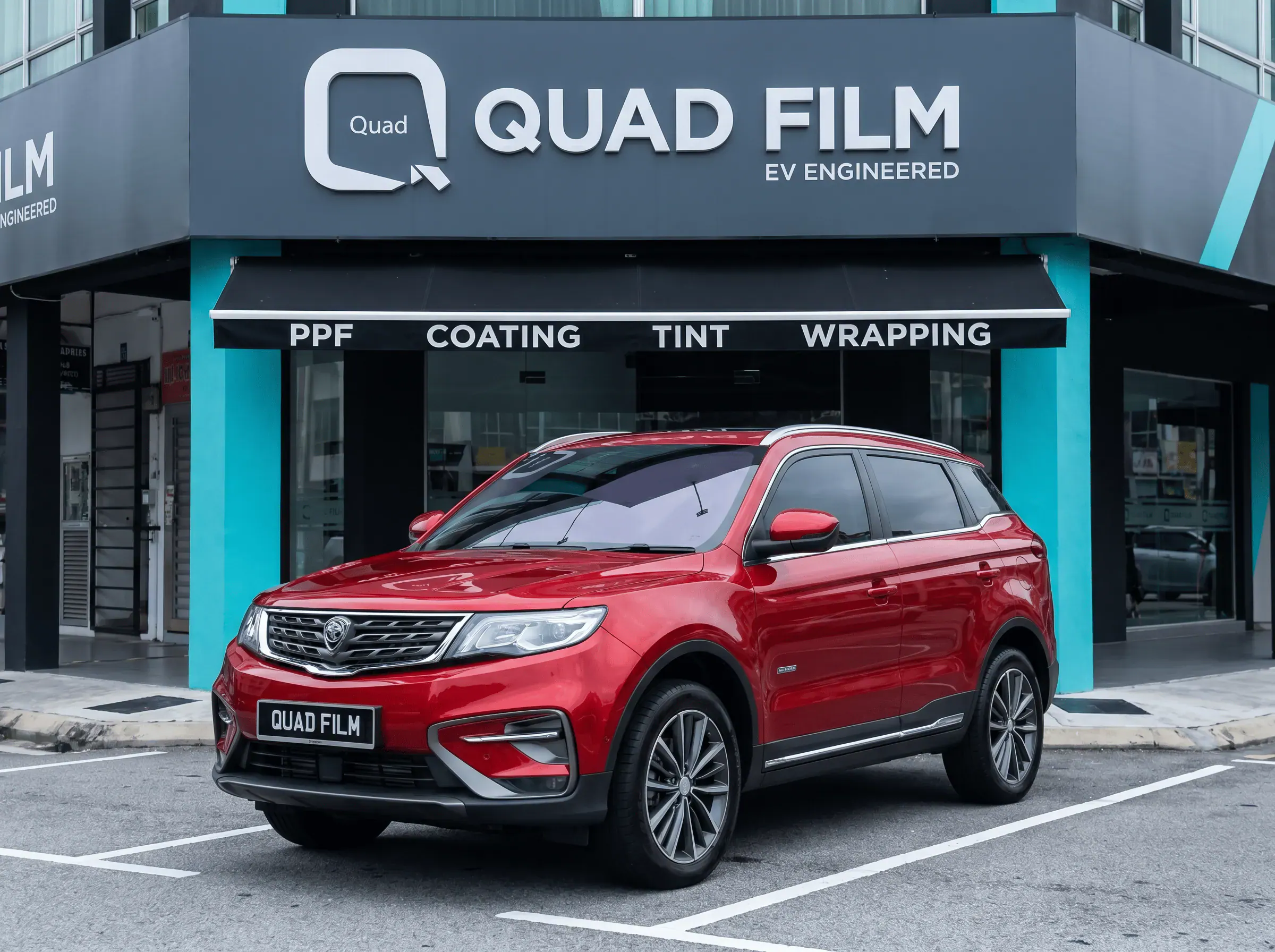 Proton X70 selepas pemasangan tinted QUAD Film