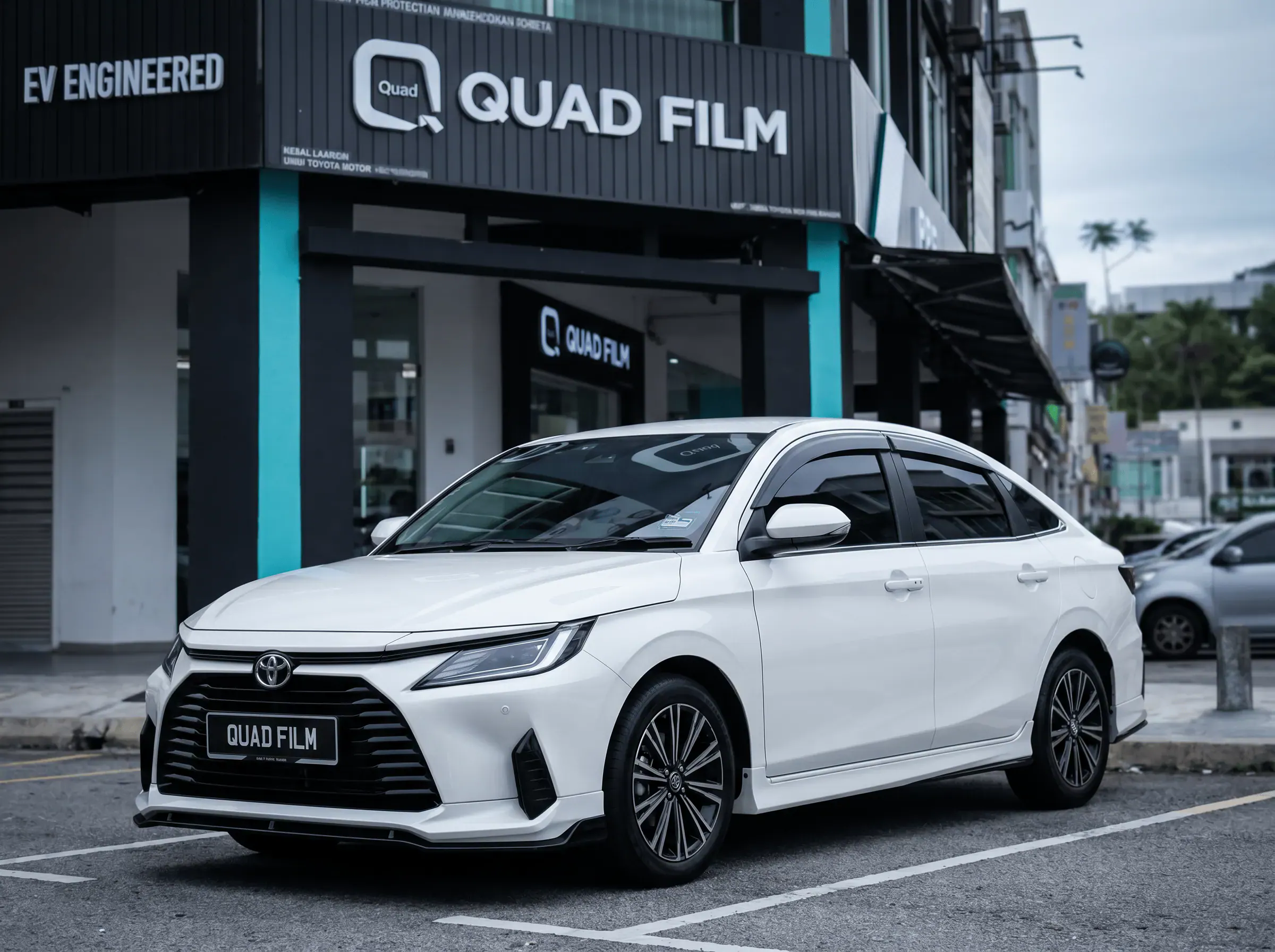 Toyota Vios selepas pemasangan tinted QUAD Film