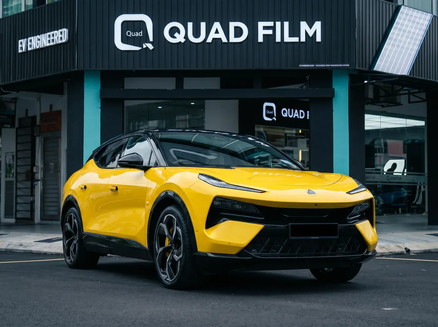 Lotus Eletre dengan PPF penuh Quad Film