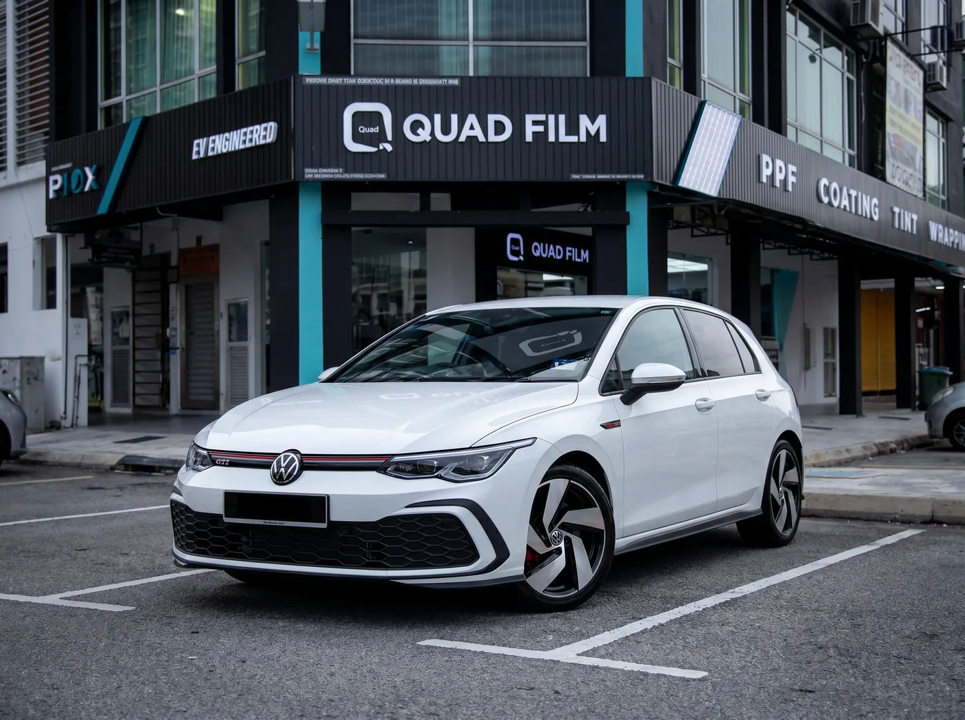 Volkswagen Golf dengan PPF Quad Film