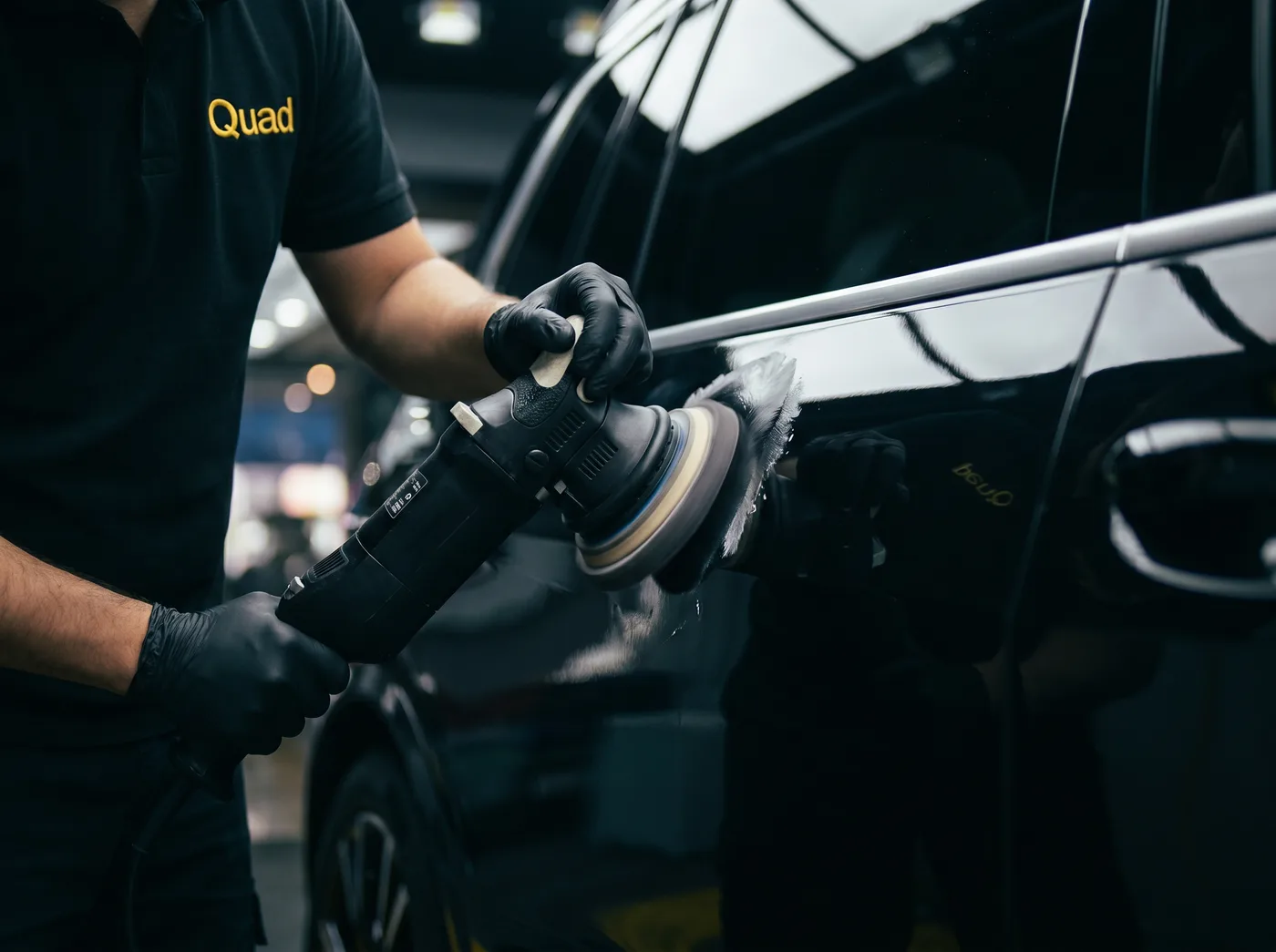 Pembetulan cat semasa pemasangan PPF Quad Film pada BMW X7