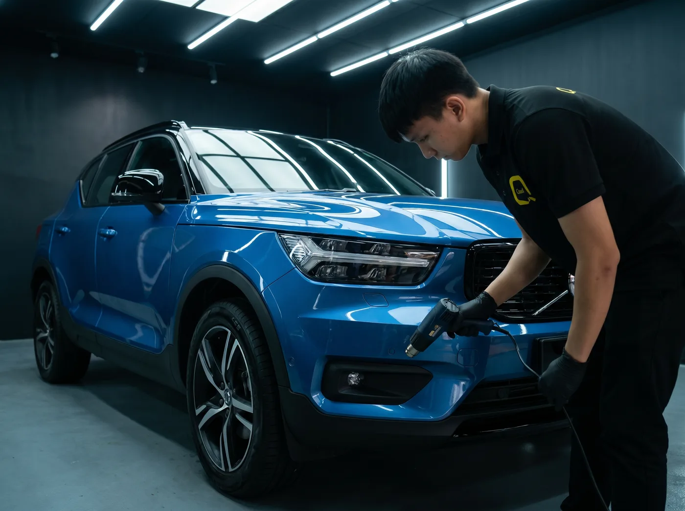 Tepi Dikemaskan dengan Haba — Pemasangan PPF Quad Film pada Volvo XC40